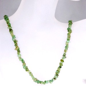 Emerald Chip Necklace (24 inch)