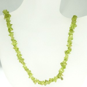 Peridot Chip Necklace (24 inch)